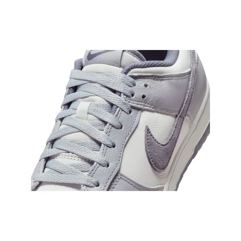Nike Dunk Low “Light Carbon”