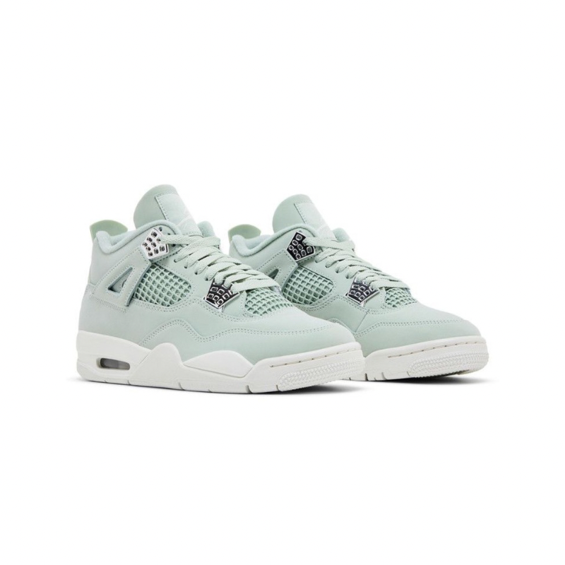 Jordan 4 Retro ‘Abundance’
